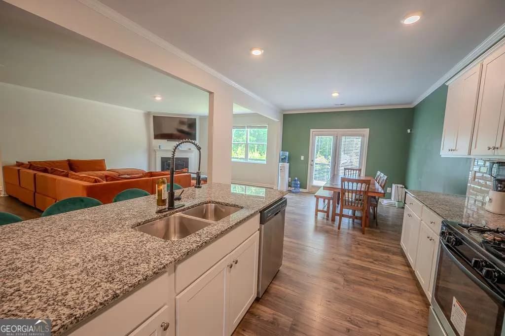6827 Chataran Dr — photo 22 of 26