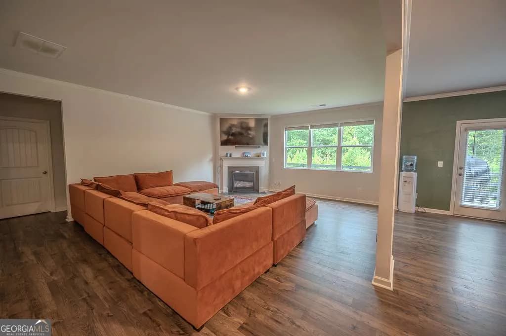 6827 Chataran Dr — photo 15 of 26