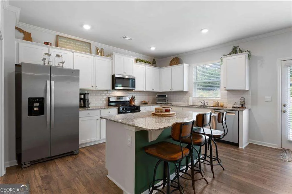 271 Highgrove Way — photo 3 of 39