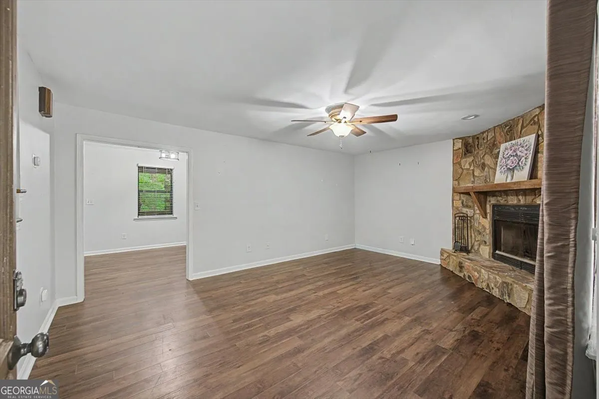 251 Paces Lakes Dr — photo 41 of 44