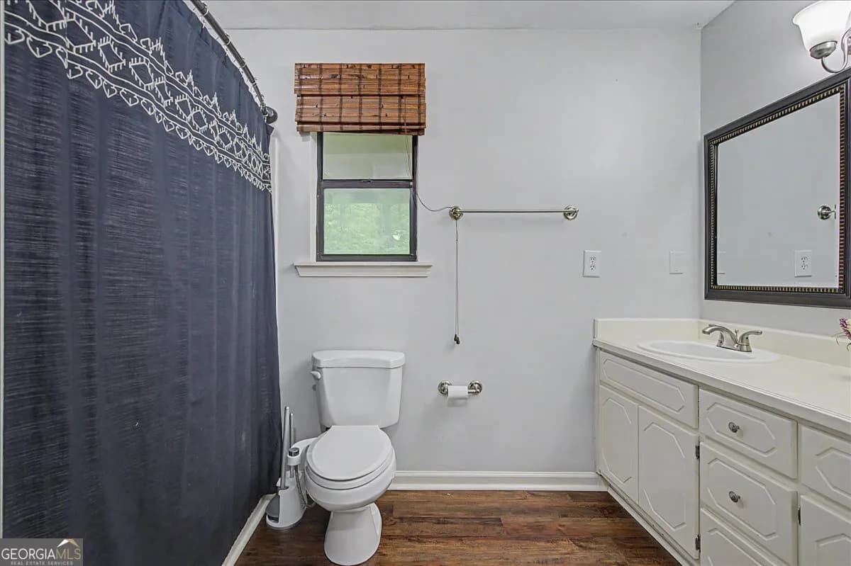 251 Paces Lakes Dr — photo 14 of 44