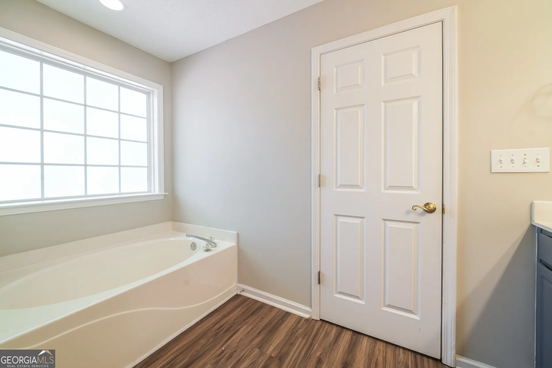 165 Jasmine Way — photo 3 of 22