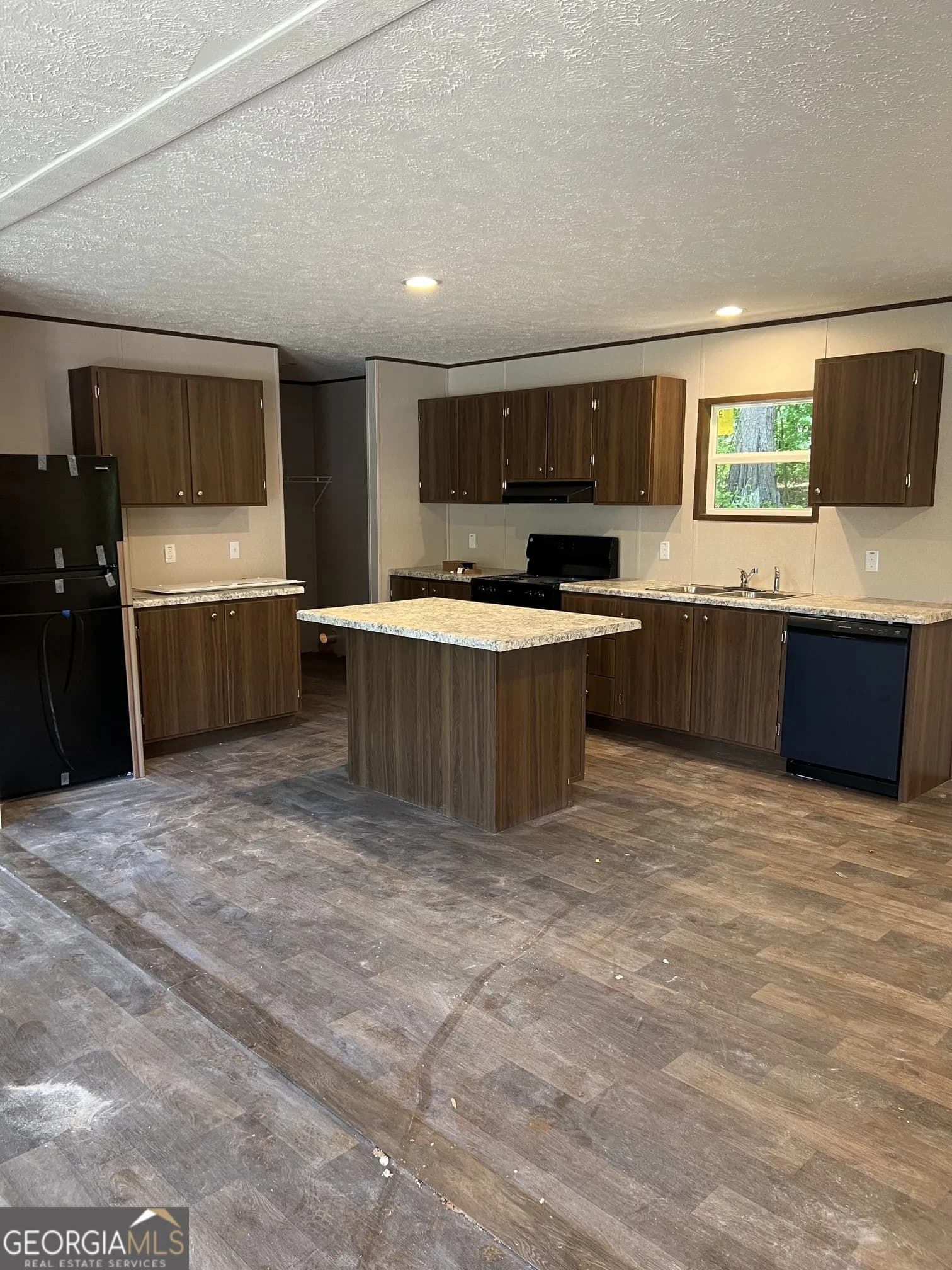 45 Garden Ridge Dr — photo 4 of 7