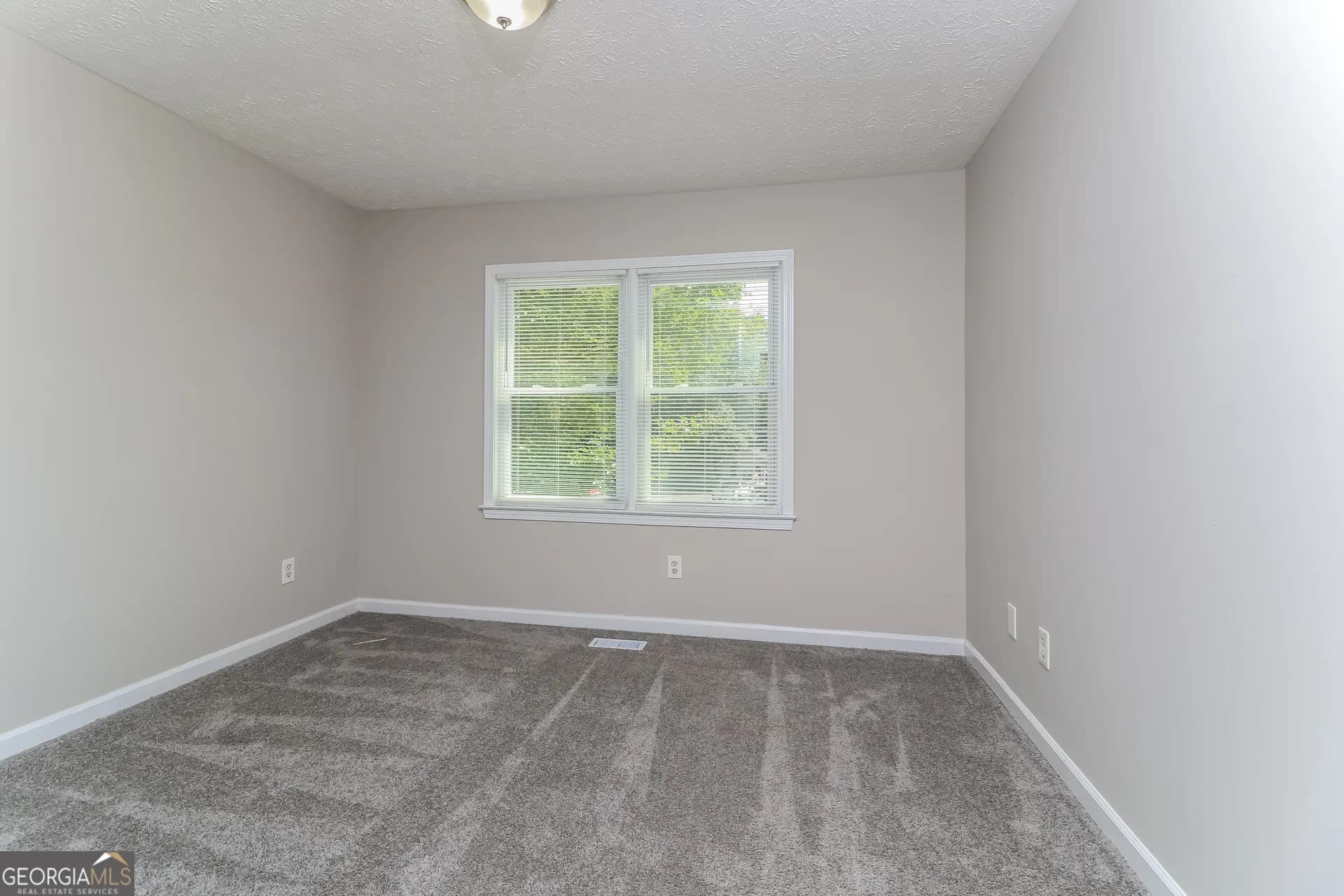 21 Willow Bend Dr — photo 9 of 23