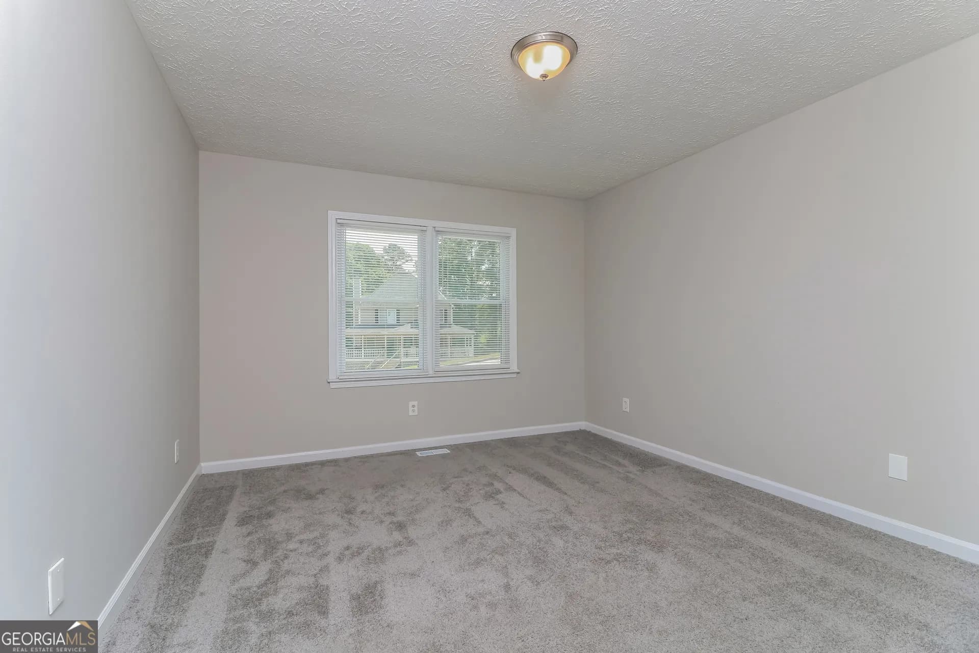 21 Willow Bend Dr — photo 8 of 23