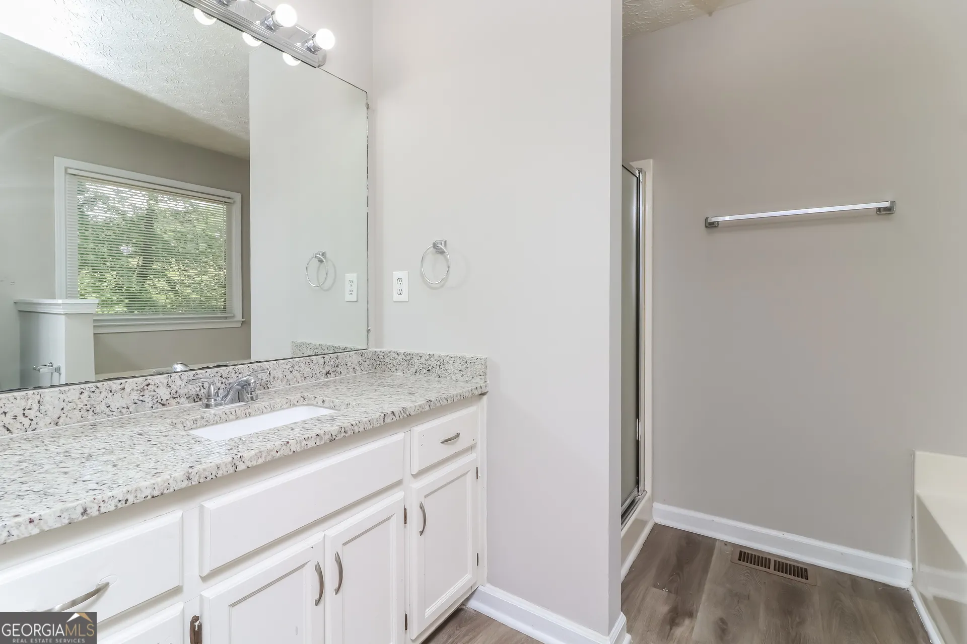 21 Willow Bend Dr — photo 6 of 23