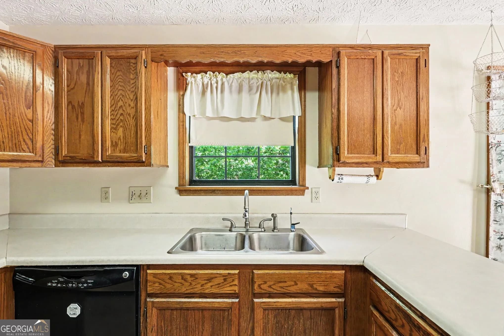 5613 Yeager Ridge Dr — photo 3 of 31