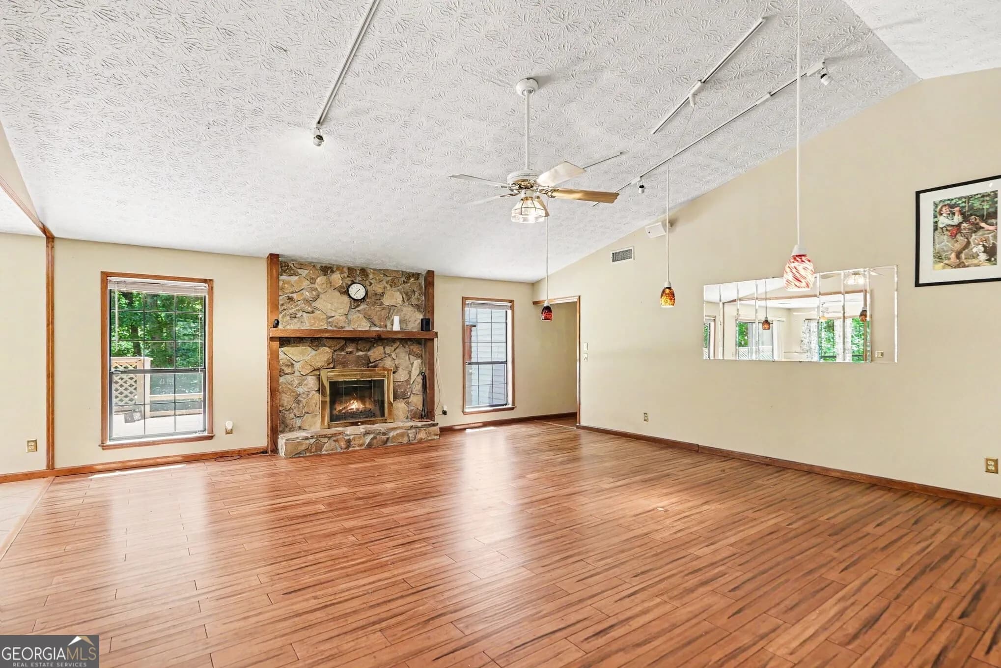 5613 Yeager Ridge Dr — photo 2 of 31