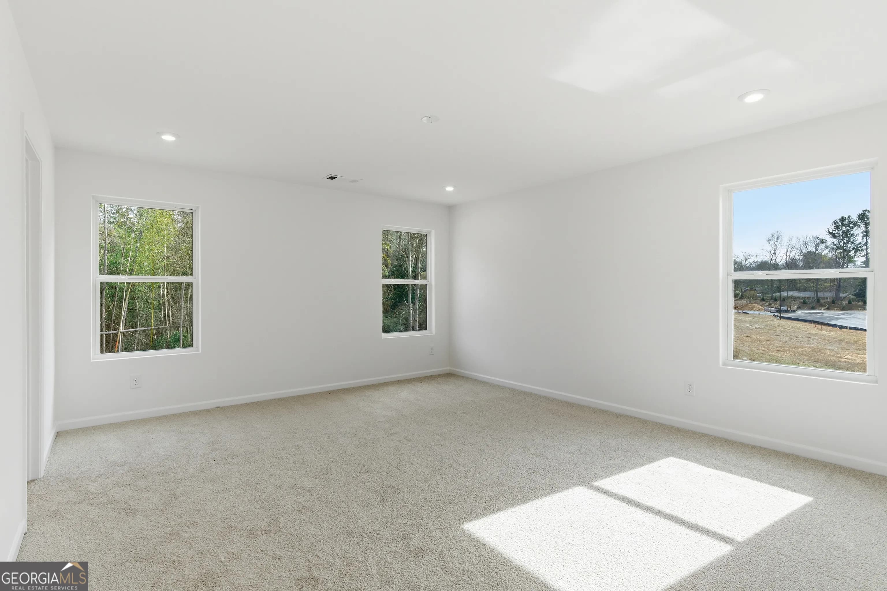 105 Everwood Ct — photo 5 of 21