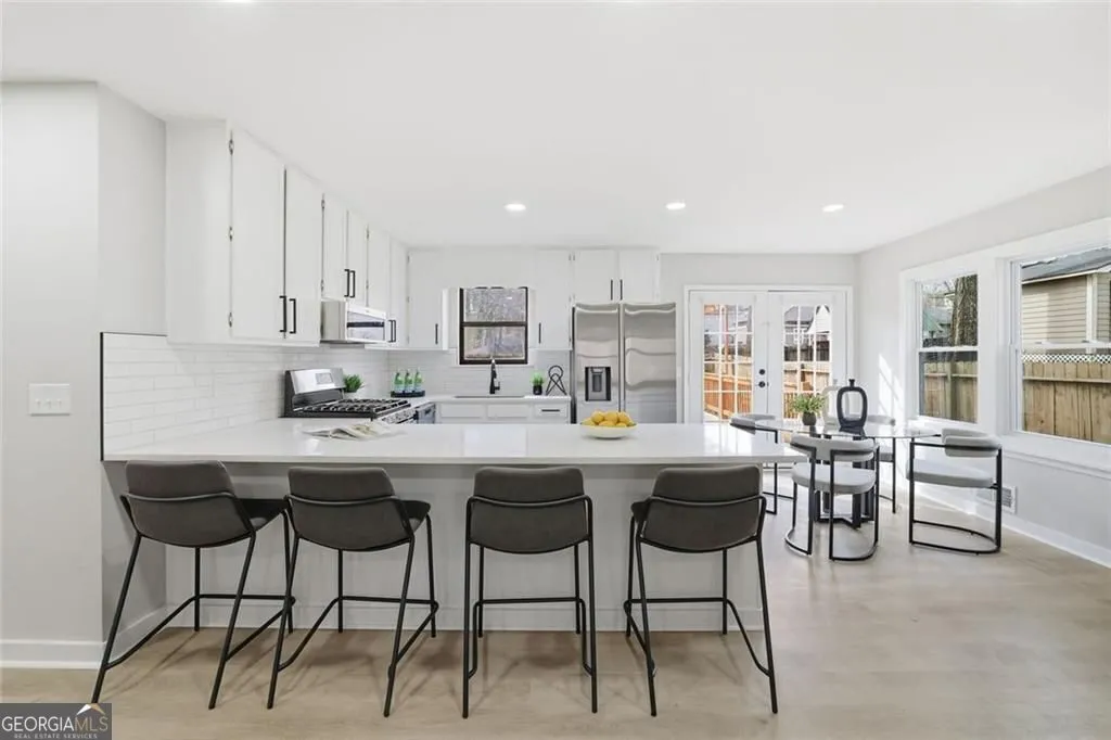 94 Mill Gate Dr — photo 4 of 42