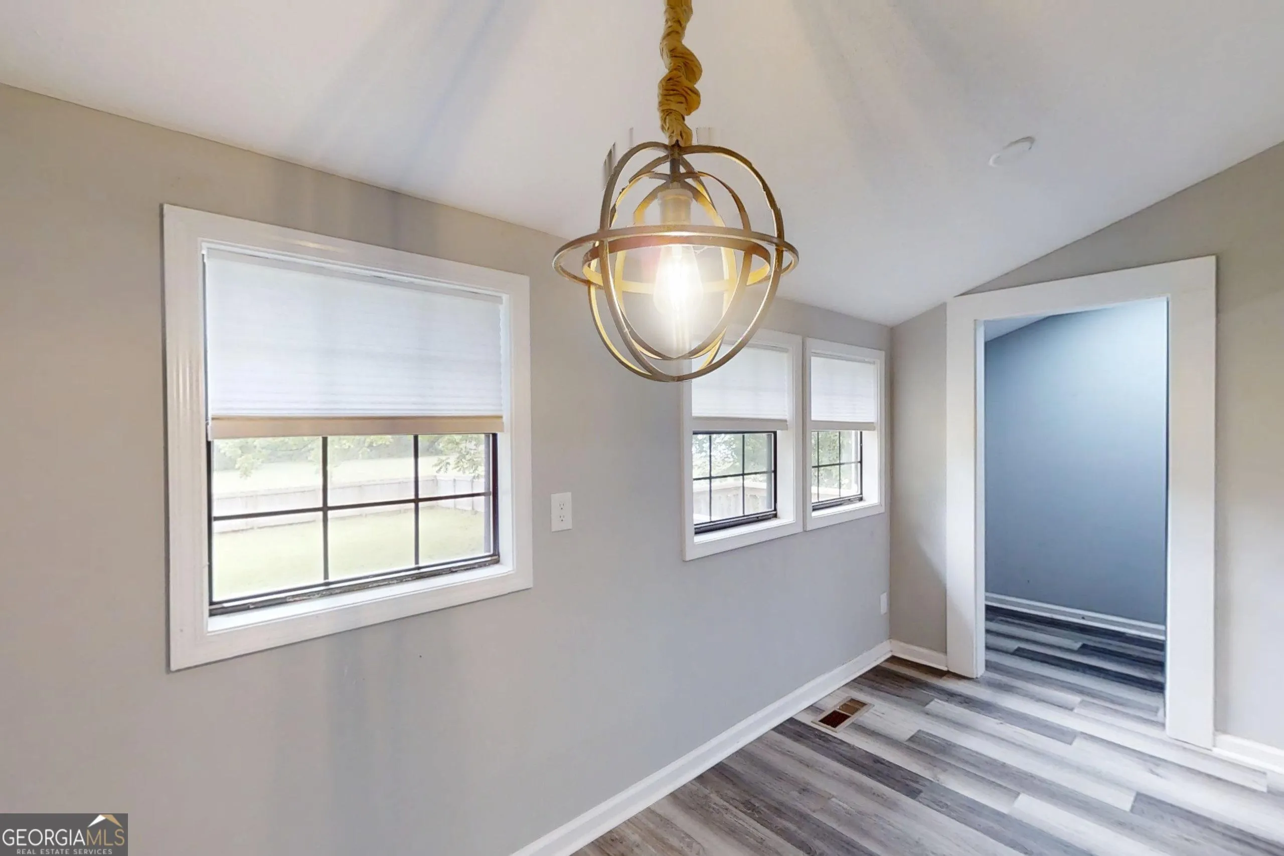 119 Harmon Ave — photo 18 of 41