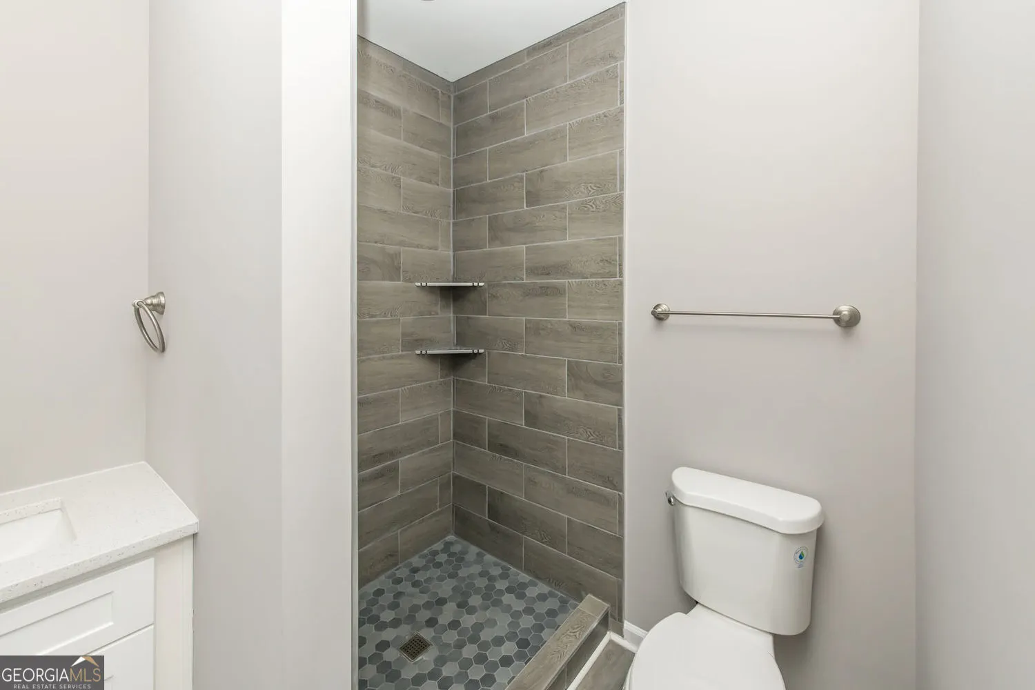520 Pate Dr — photo 8 of 27
