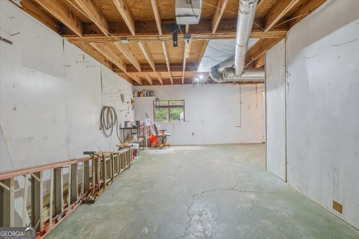 40 Hickory Ln — photo 18 of 33