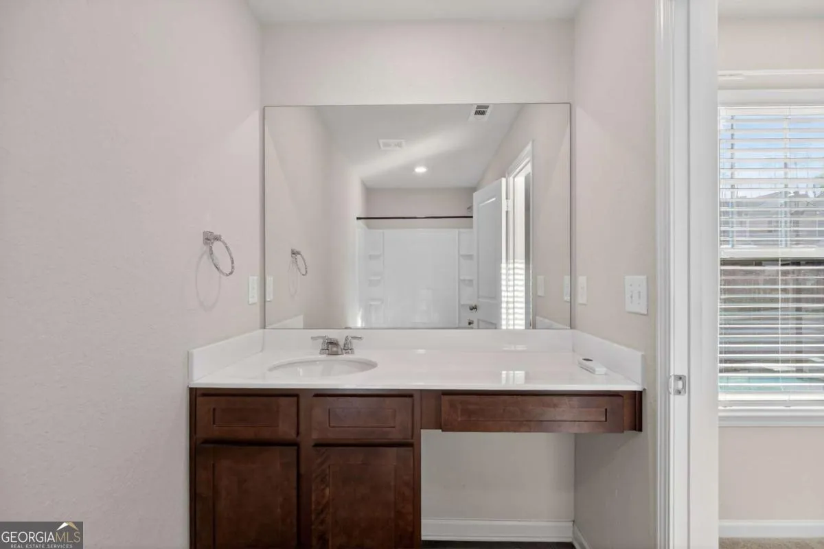 1003 Nandina Ct — photo 6 of 54