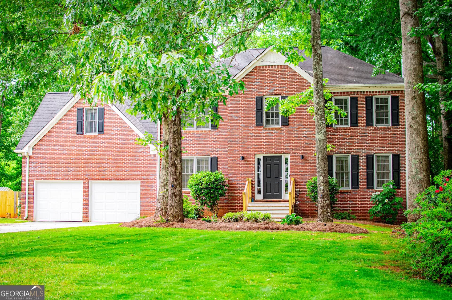 292 Lakeview Ln, Hiram