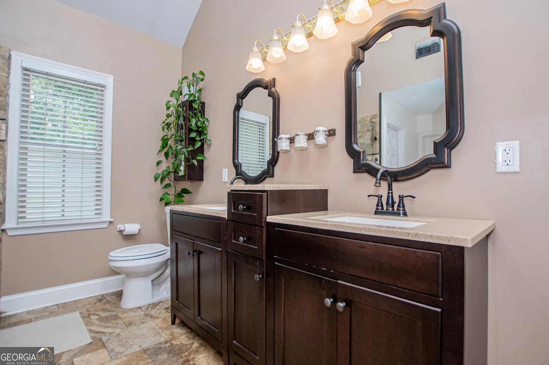 292 Lakeview Ln — photo 31 of 87