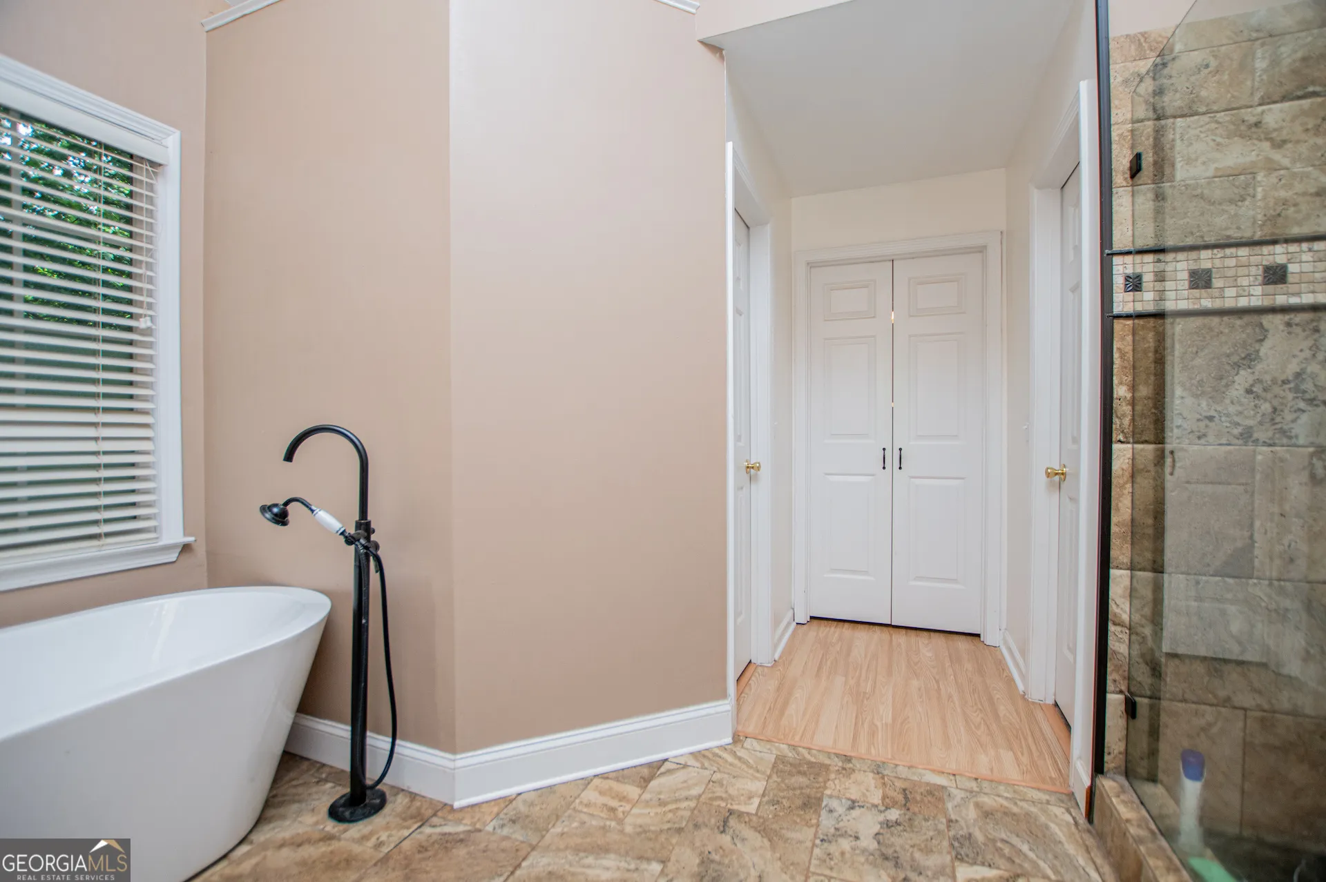 292 Lakeview Ln — photo 36 of 87