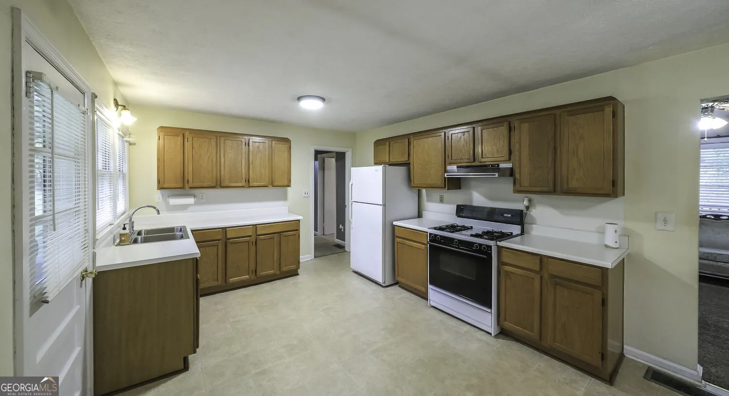 7146 Old Beulah Rd — photo 4 of 44