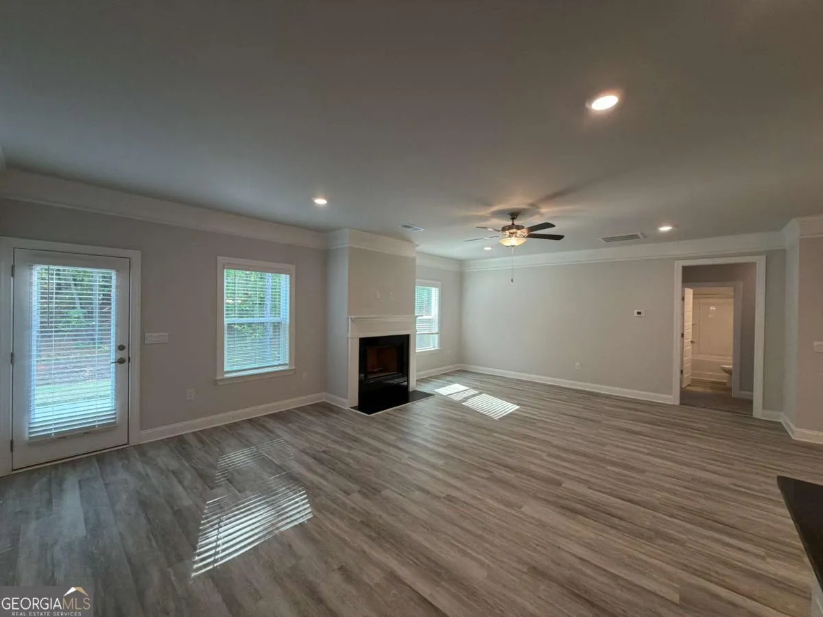 3340 Trevi Trl — photo 8 of 35