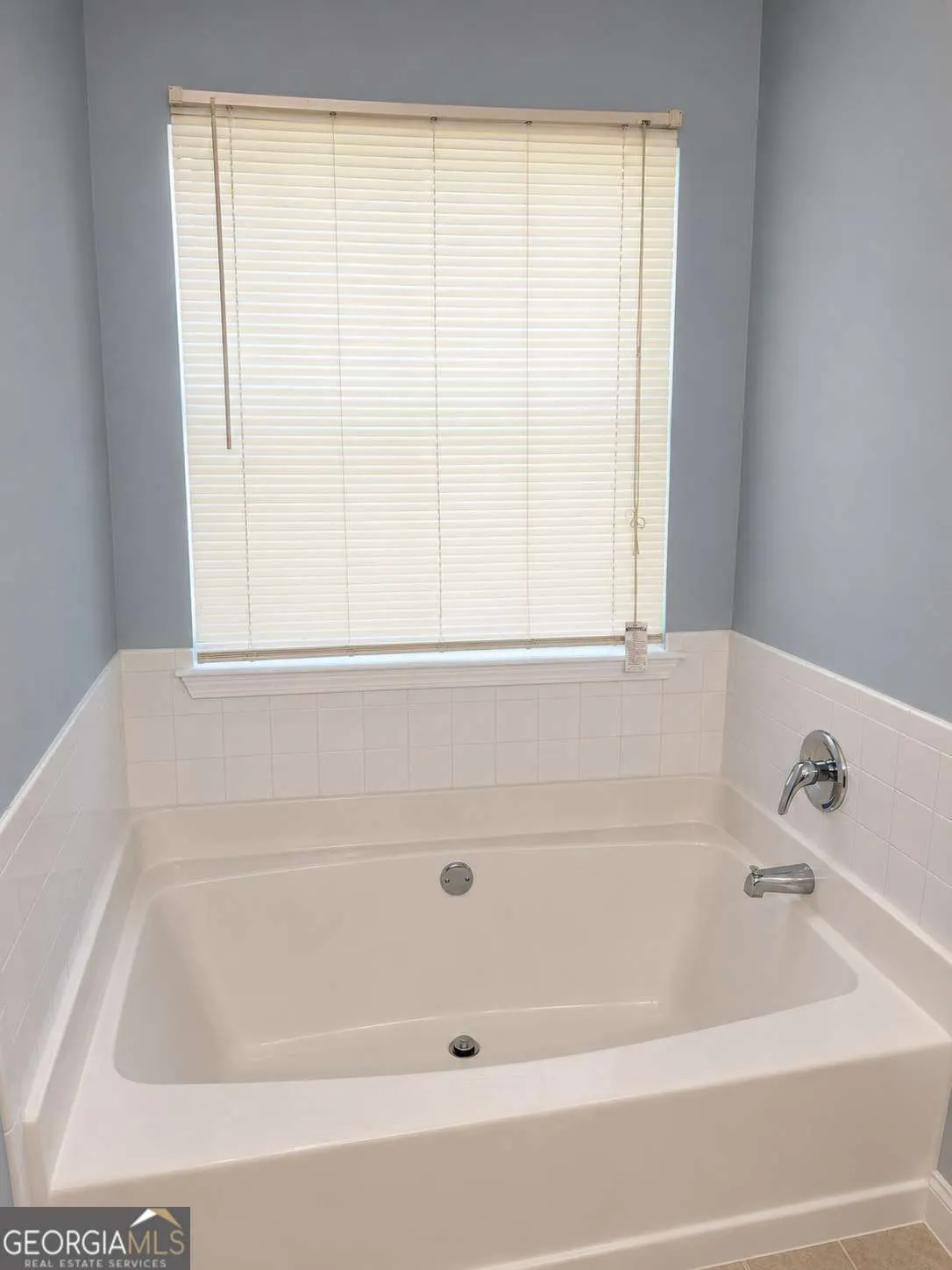 6978 Foxmoor Way — photo 17 of 25