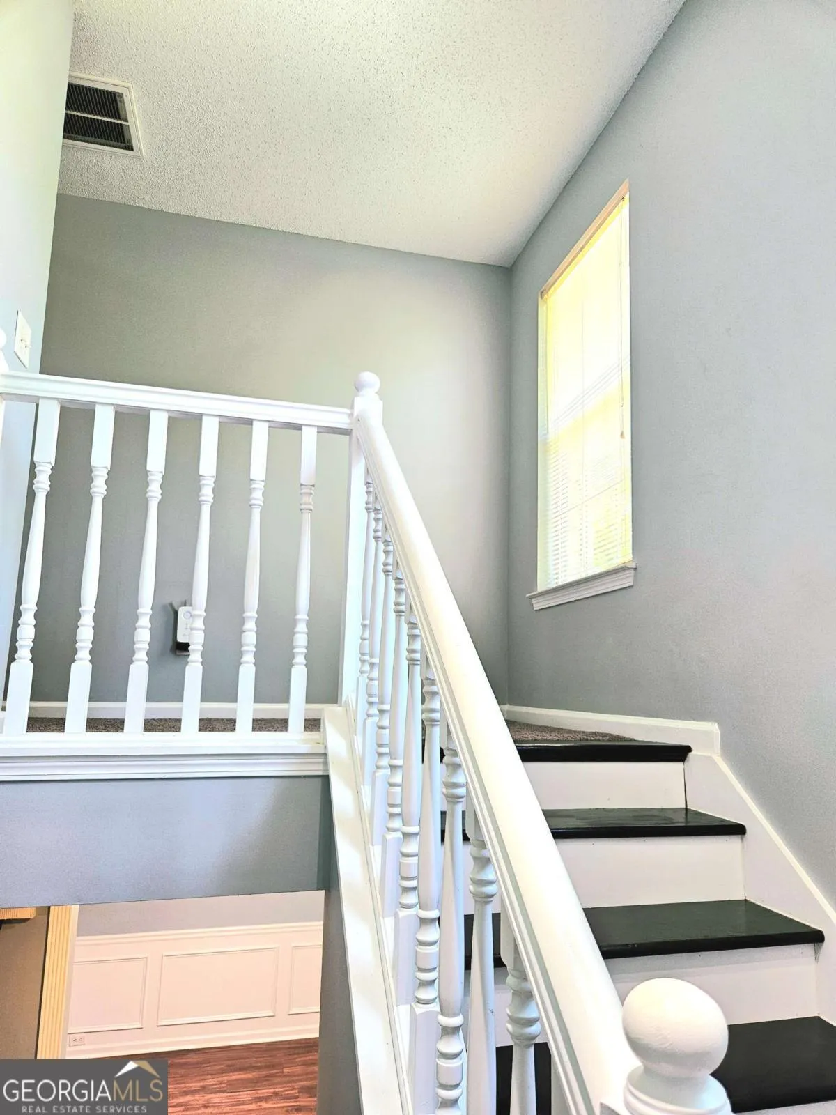 6978 Foxmoor Way — photo 3 of 25