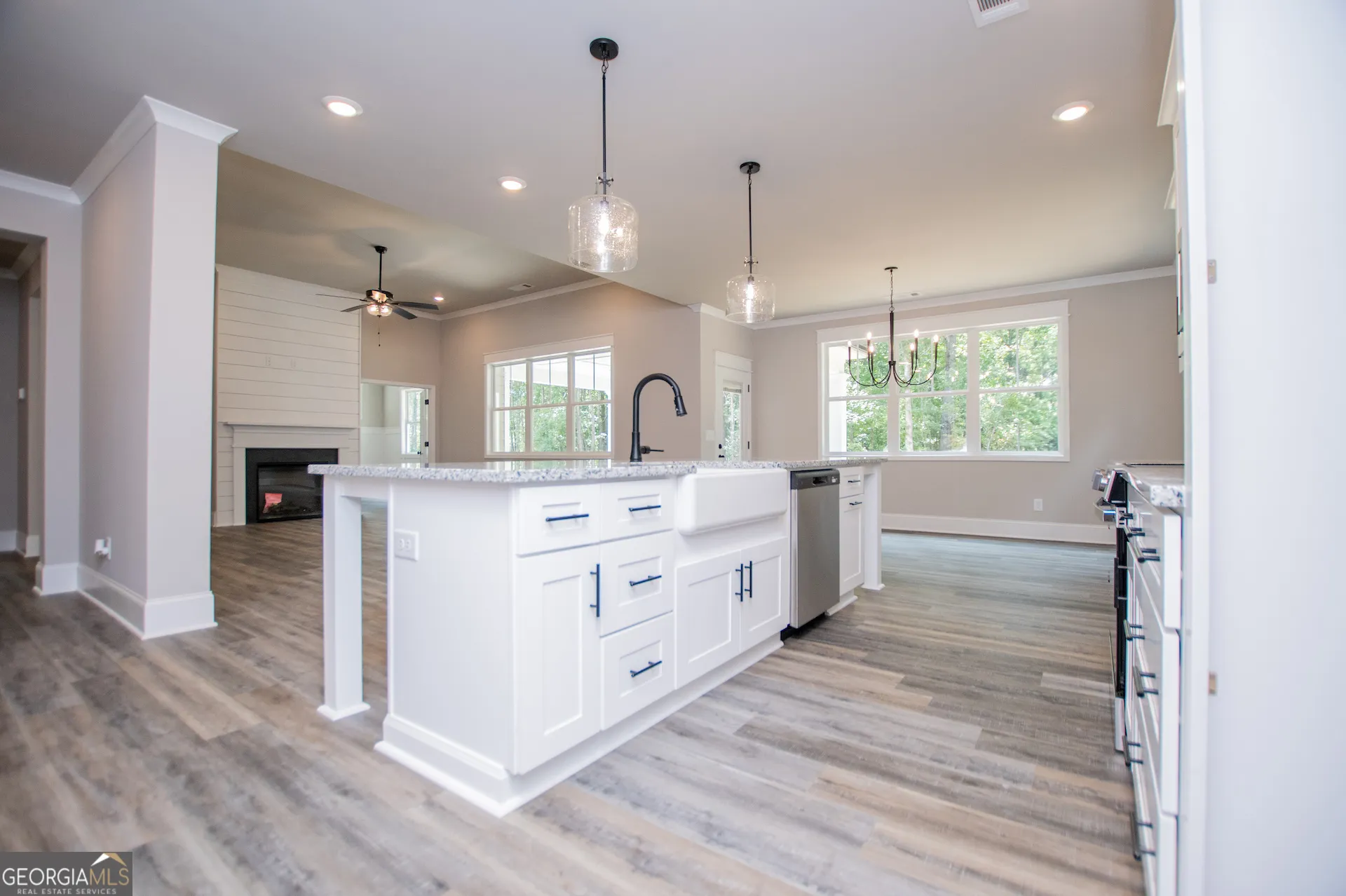 6841 Phillips Mill Rd — photo 20 of 97