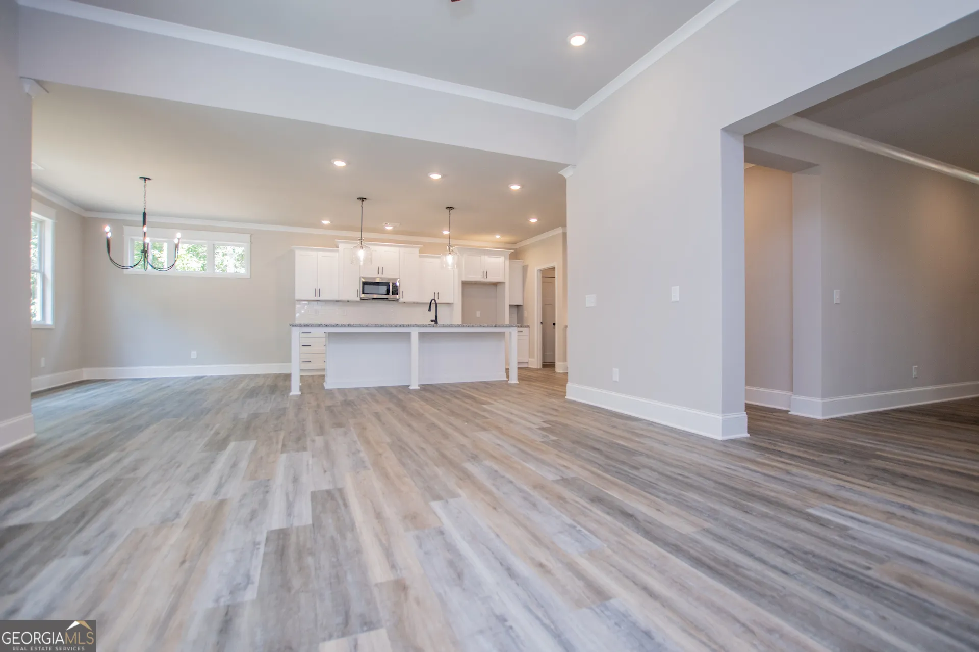 6841 Phillips Mill Rd — photo 11 of 97