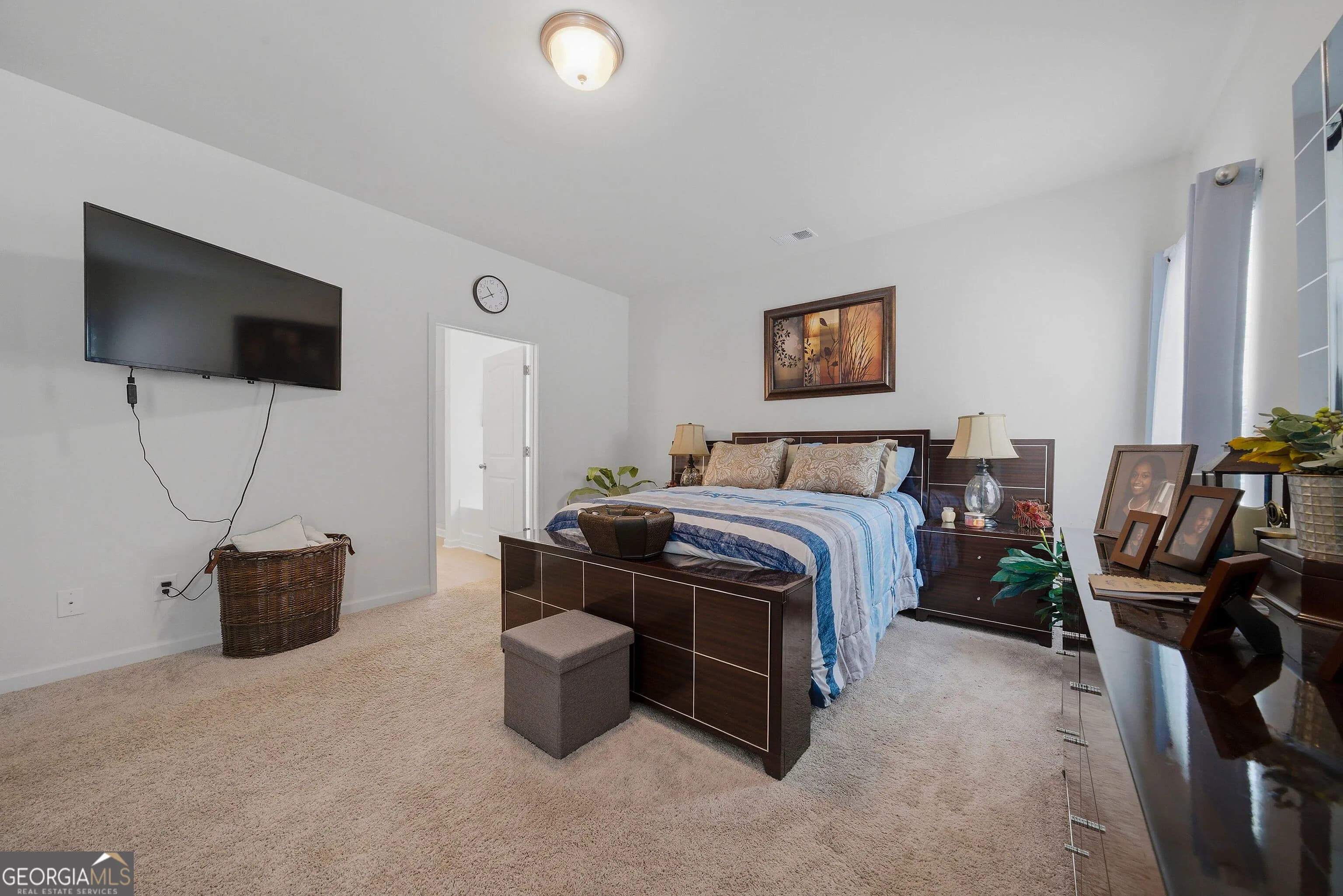 637 Simmons Dr — photo 12 of 34