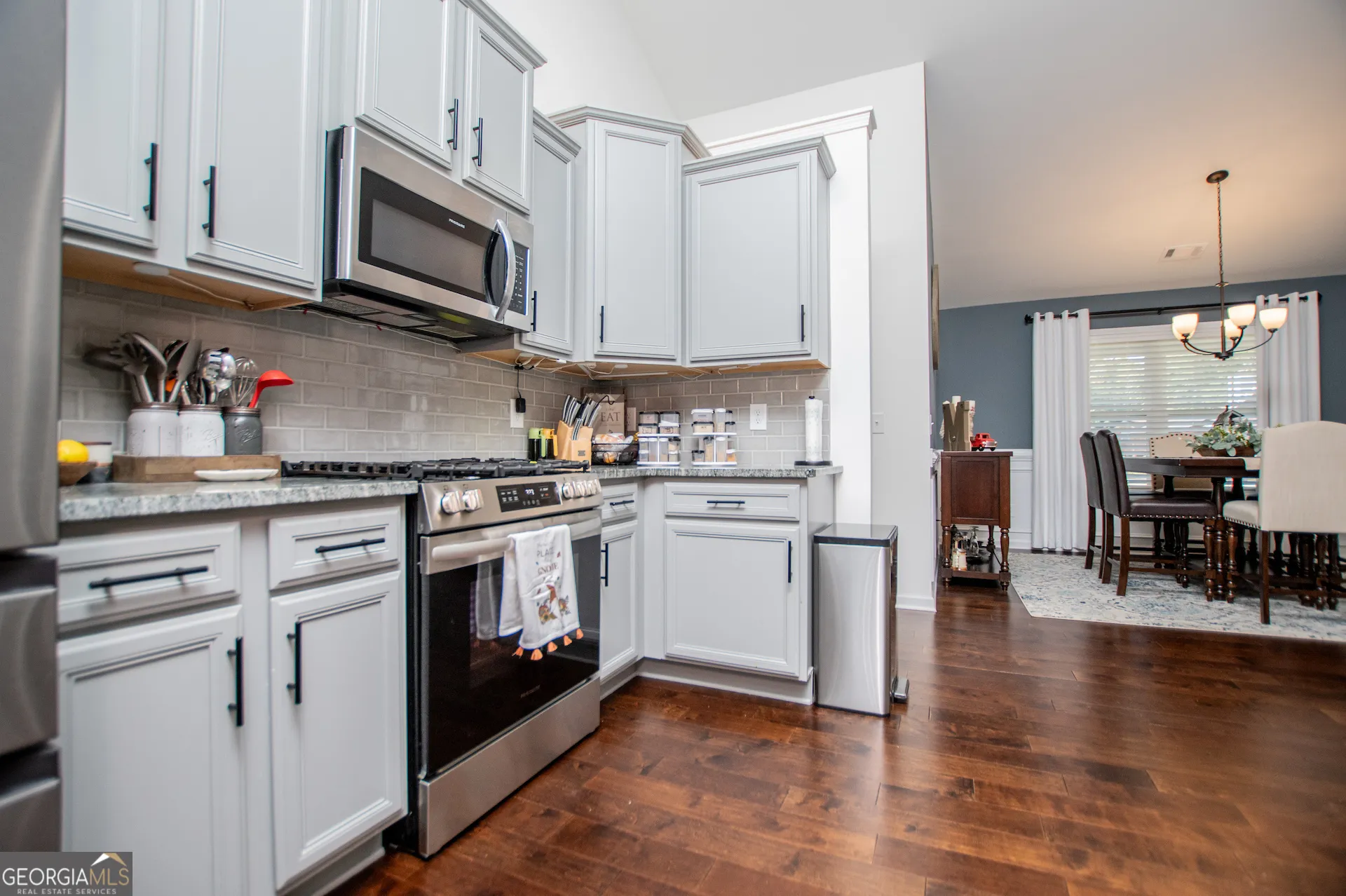 142 Lawrence Dr — photo 8 of 84