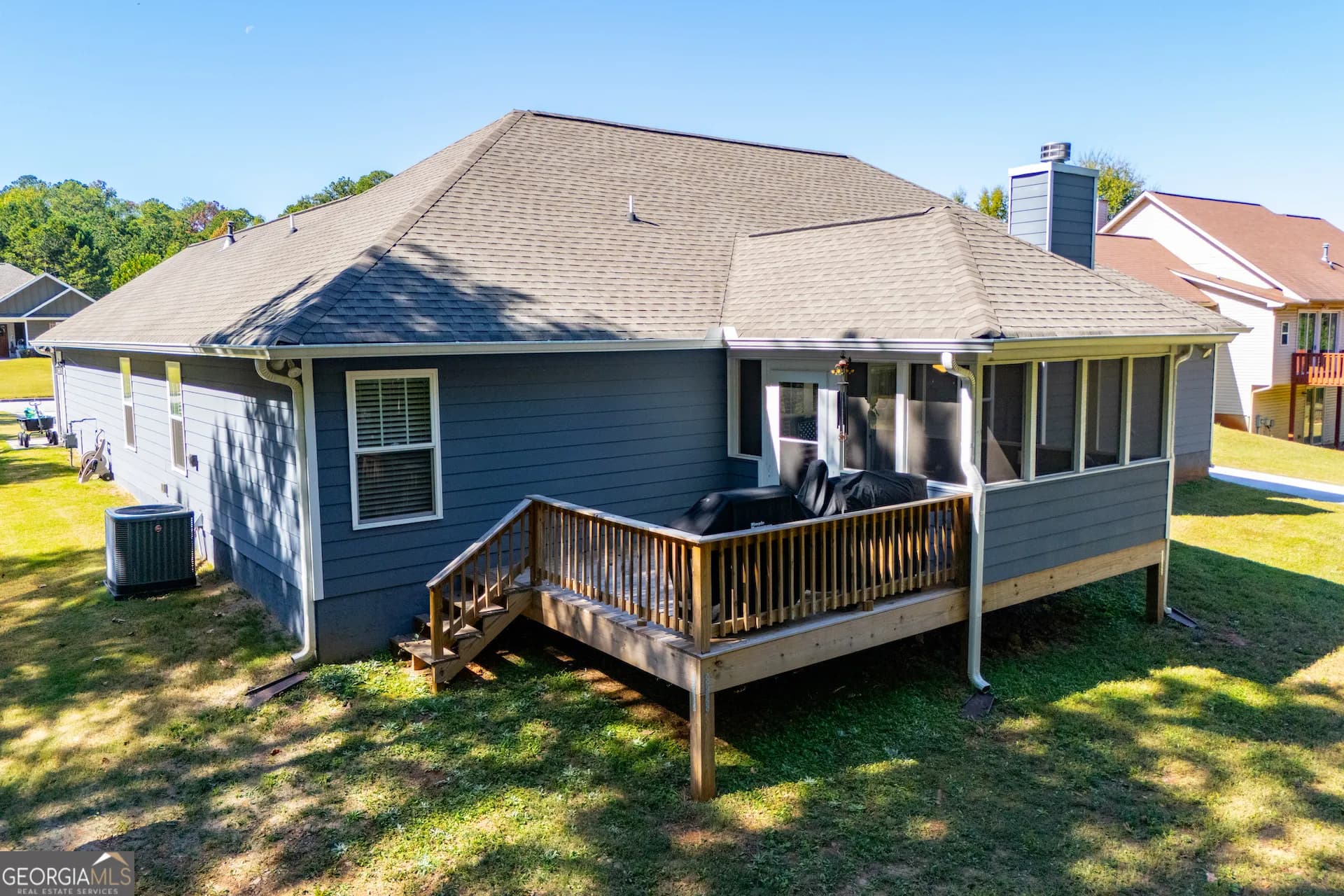 142 Lawrence Dr — photo 73 of 84