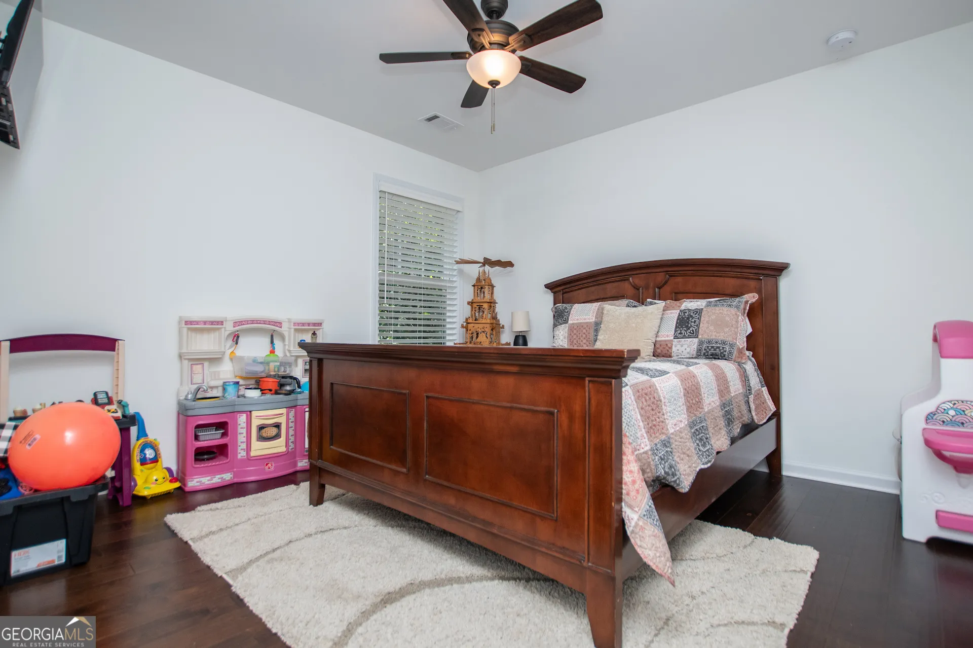 142 Lawrence Dr — photo 39 of 84