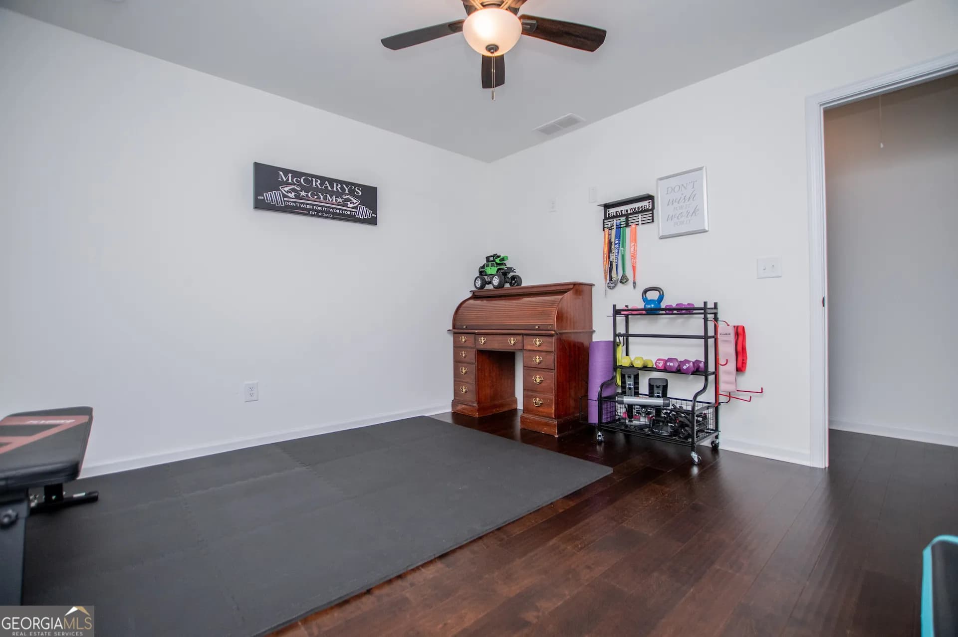 142 Lawrence Dr — photo 45 of 84