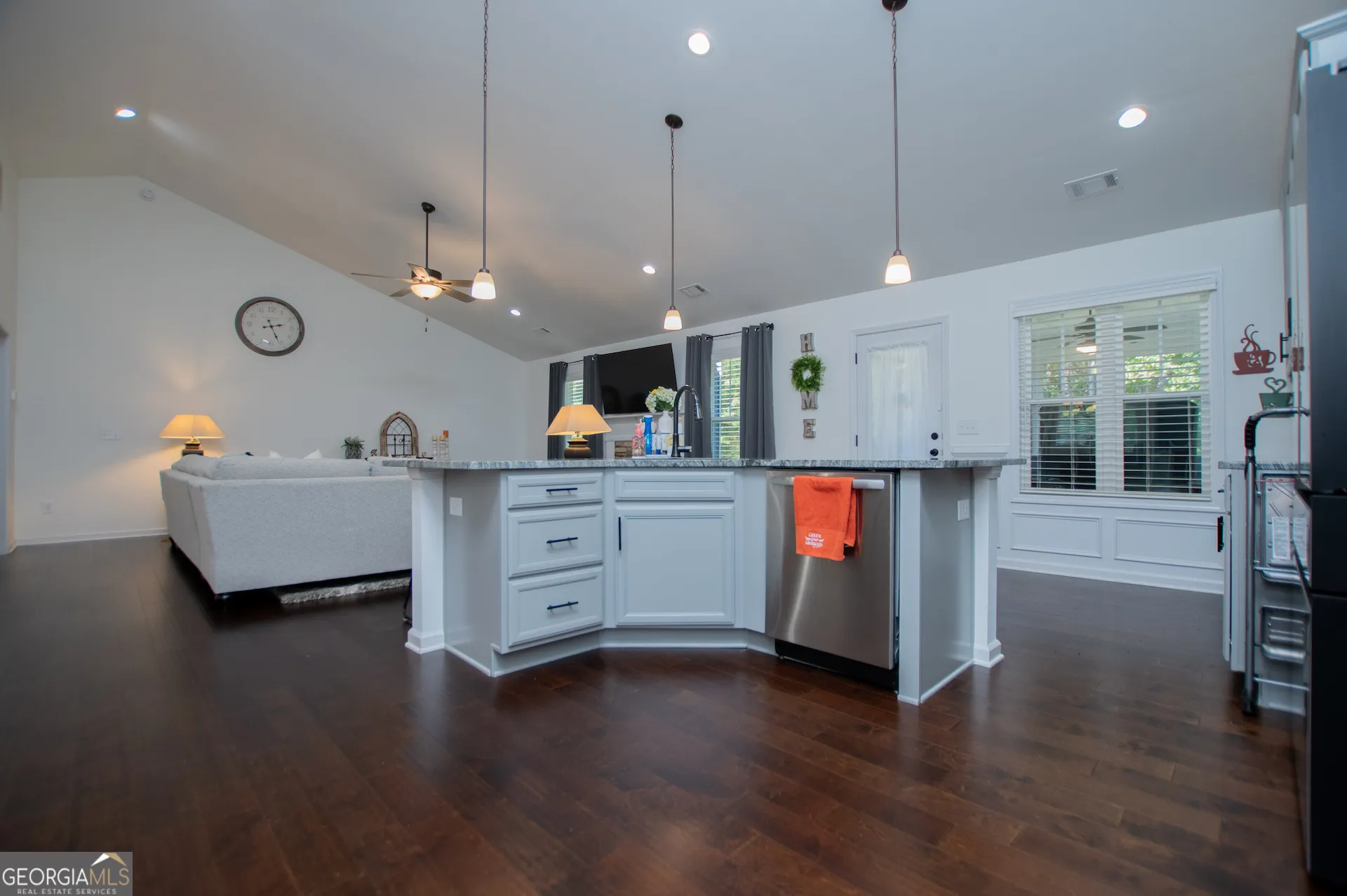 142 Lawrence Dr — photo 20 of 84