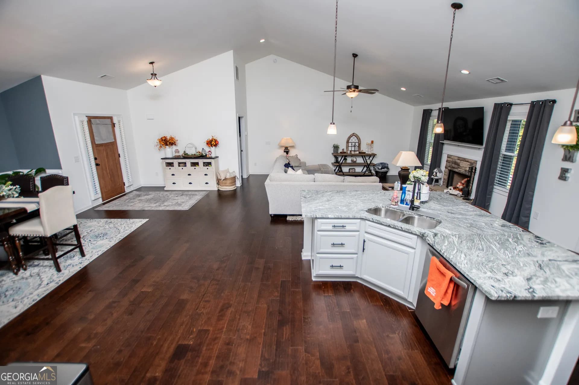 142 Lawrence Dr — photo 84 of 84