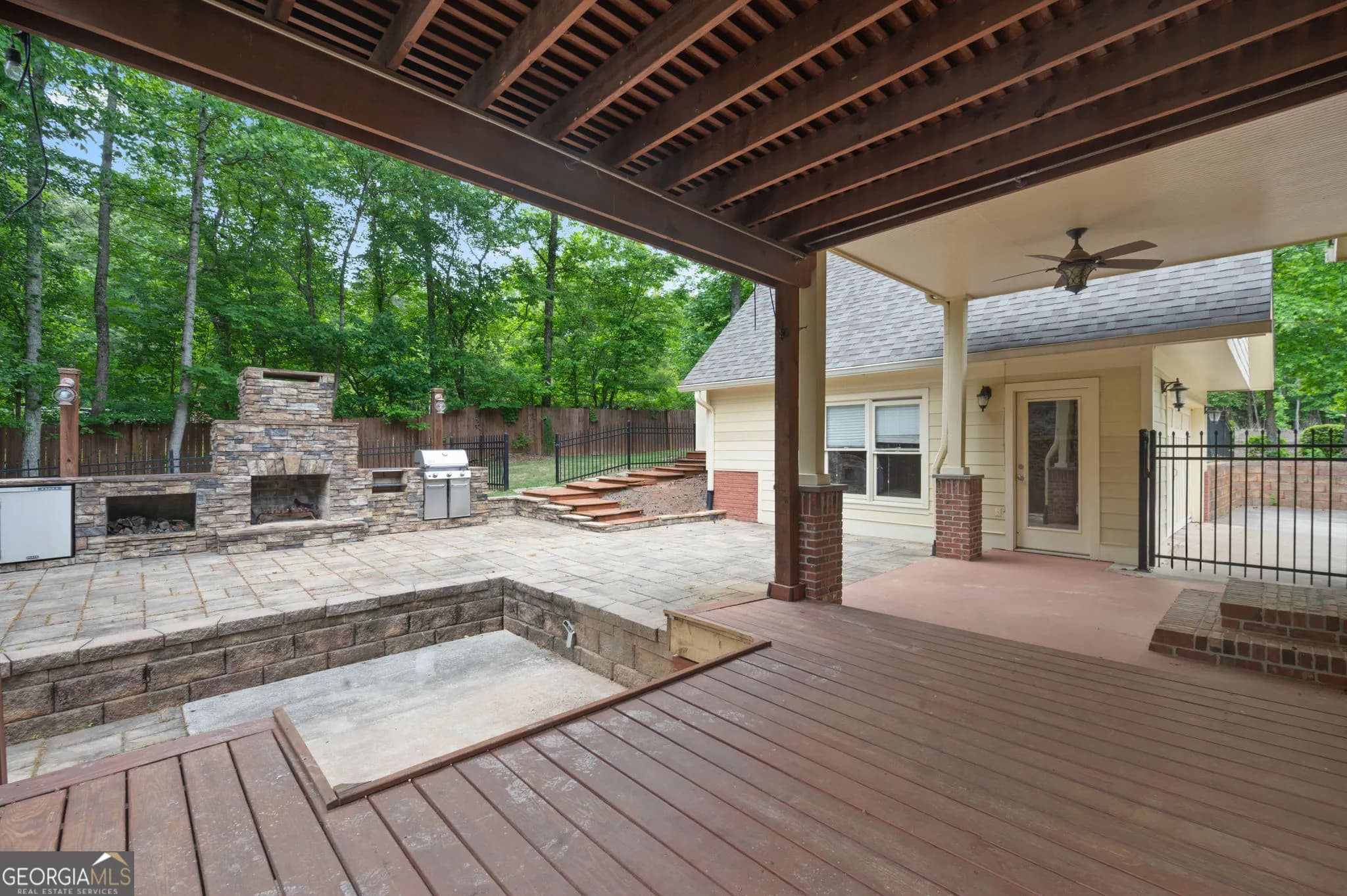 4450 Whistle Stop Ln — photo 34 of 43