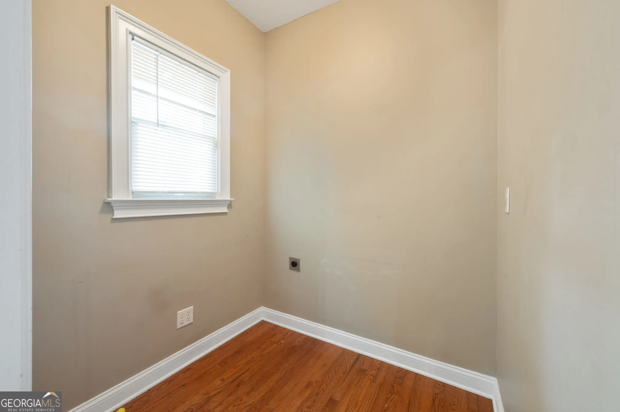 4450 Whistle Stop Ln — photo 12 of 43