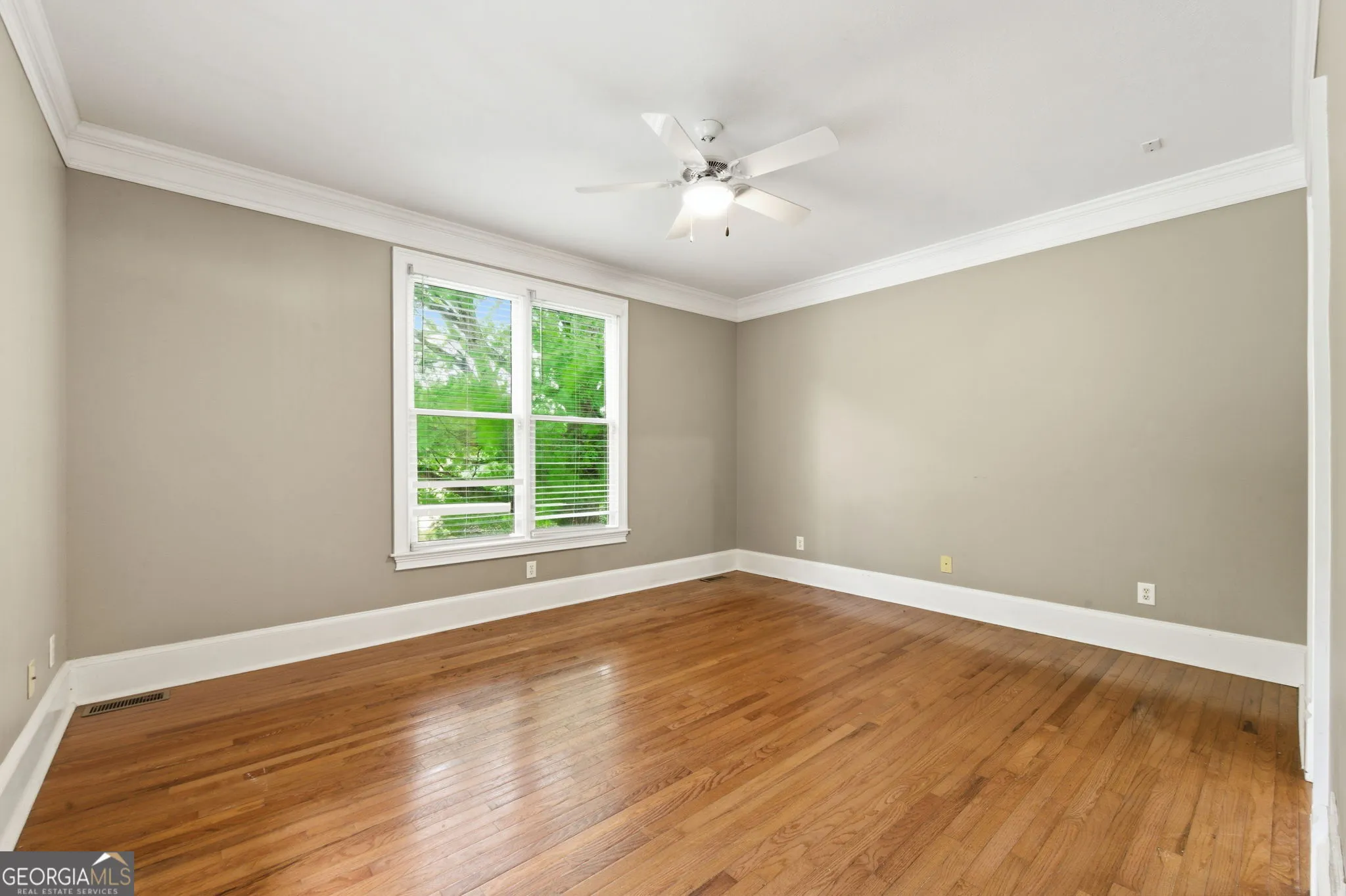 4450 Whistle Stop Ln — photo 4 of 43