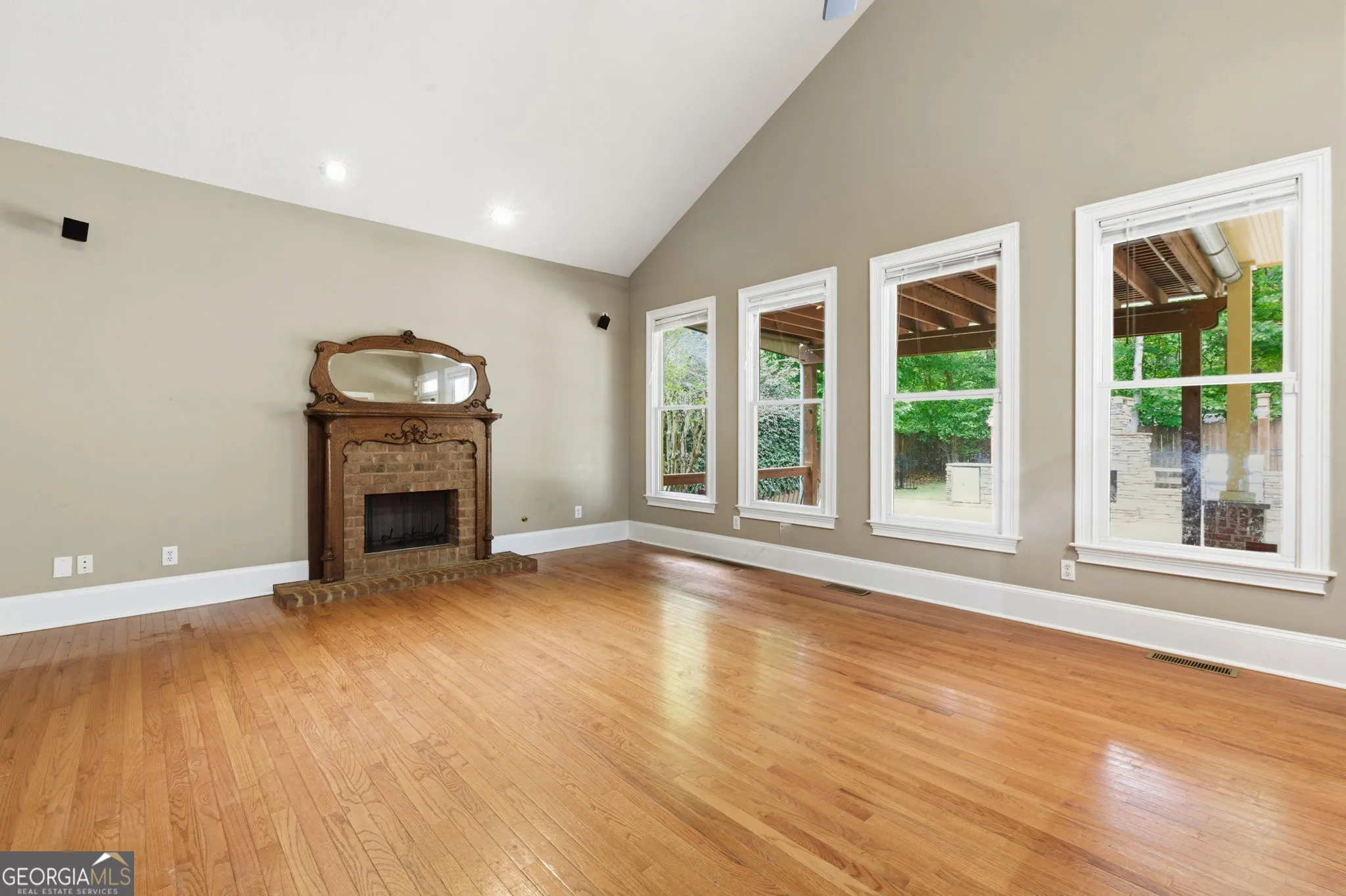 4450 Whistle Stop Ln — photo 10 of 43