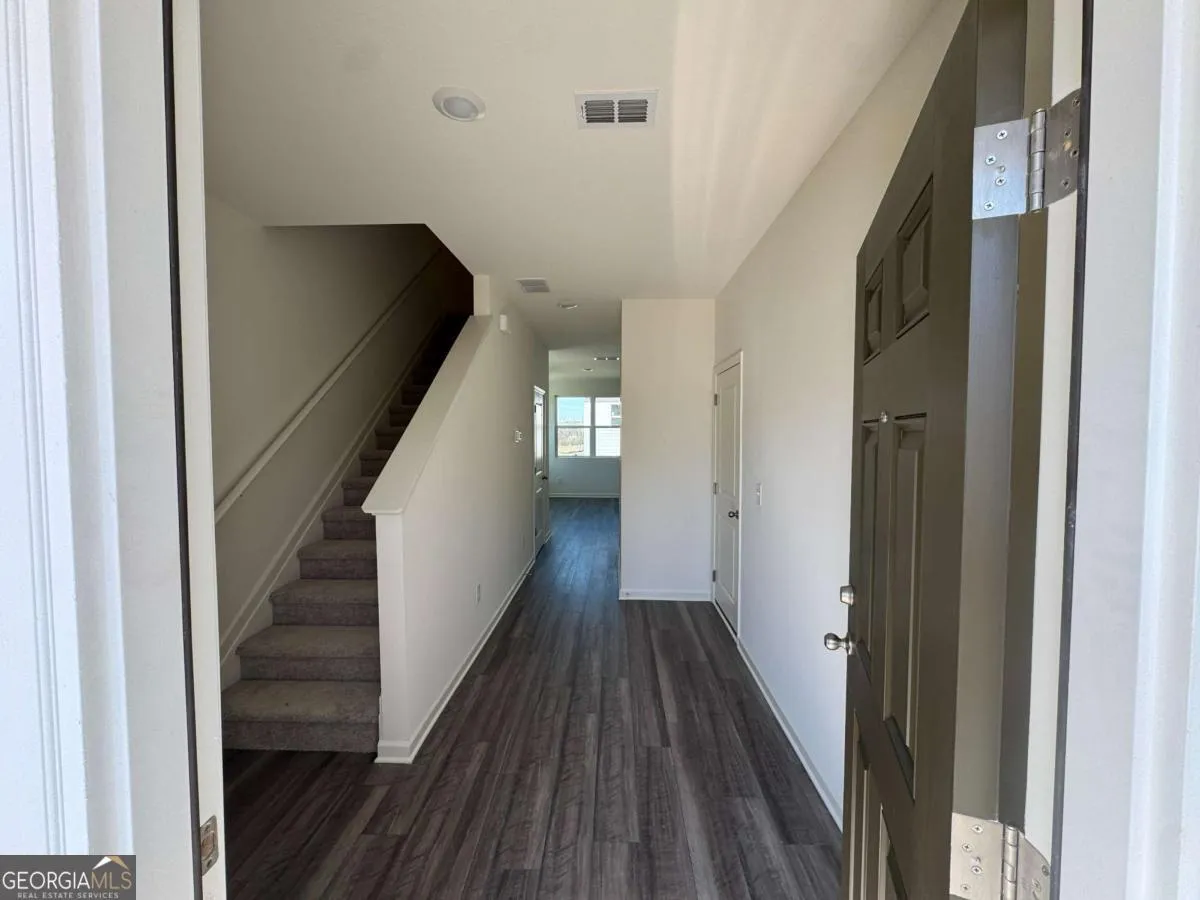 413 Towson St — photo 2 of 18