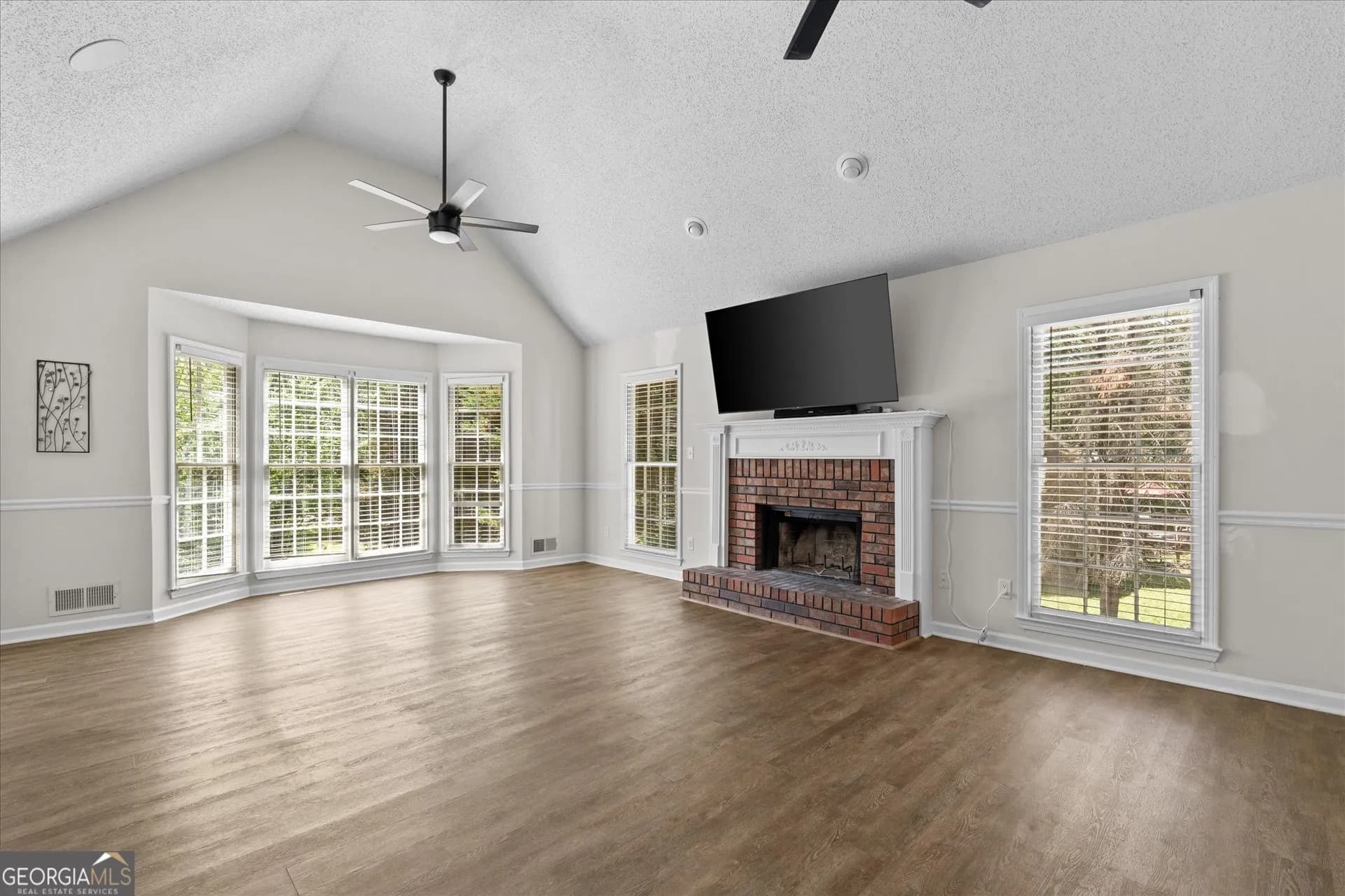 51 Bedford Ct — photo 40 of 42