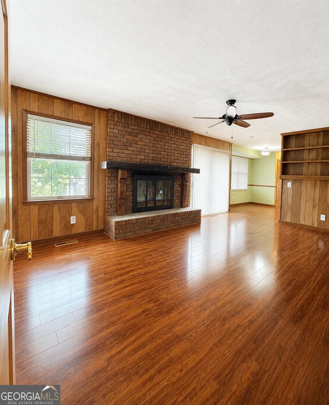 3750 Briarcliff Dr — photo 6 of 29