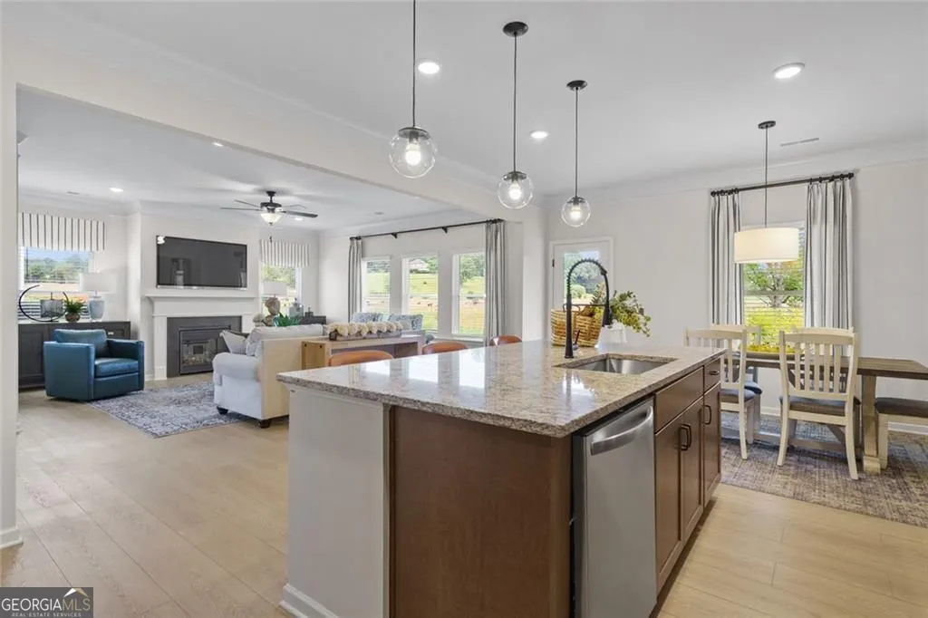 101 Summerfield Place Dr — photo 10 of 45