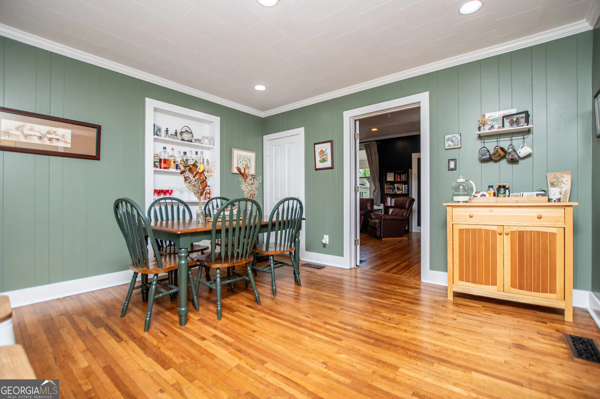 410 Cedar St — photo 25 of 97
