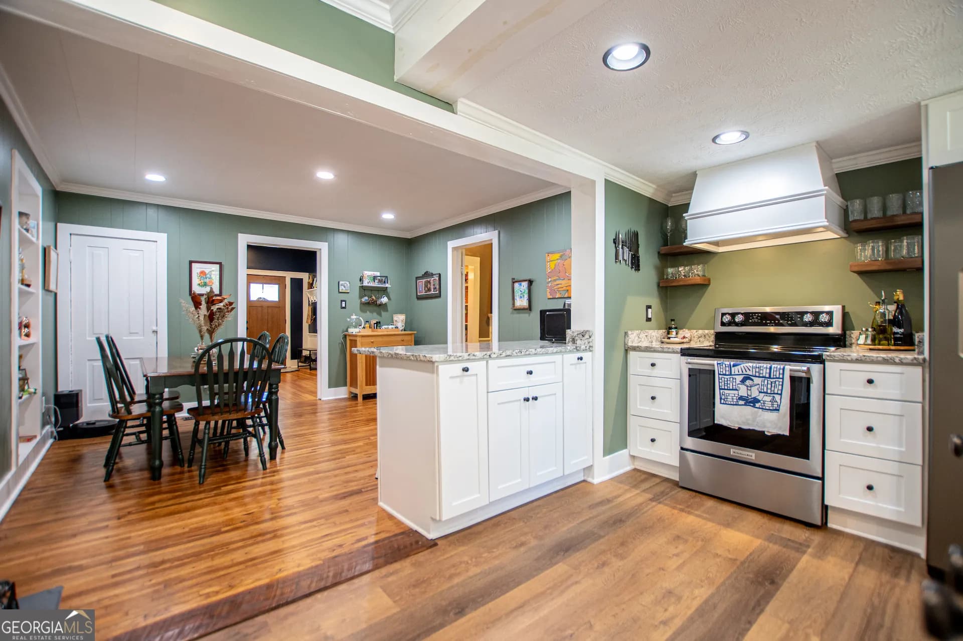 410 Cedar St — photo 32 of 97
