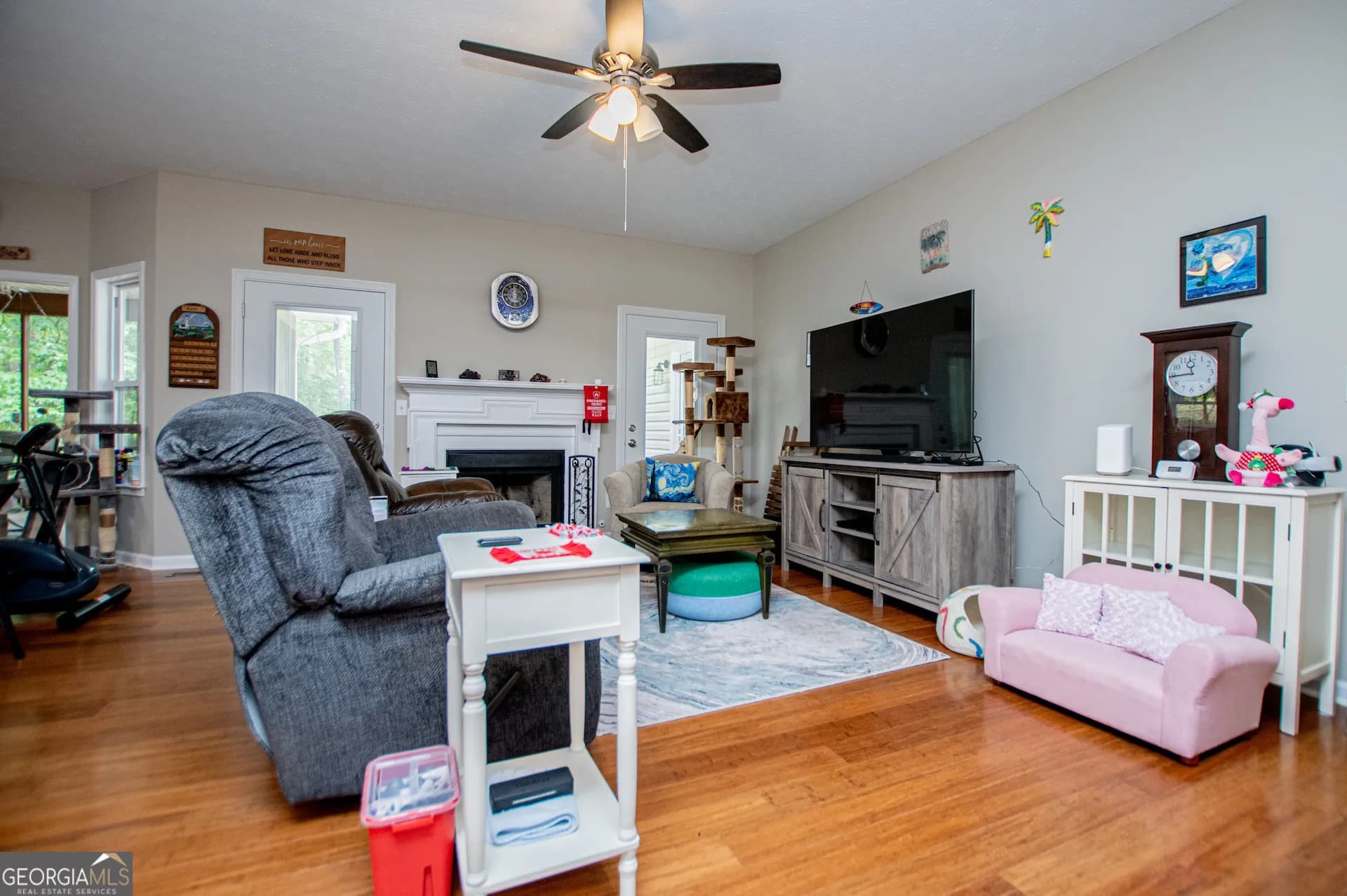 8047 Longleaf Ct — photo 4 of 60