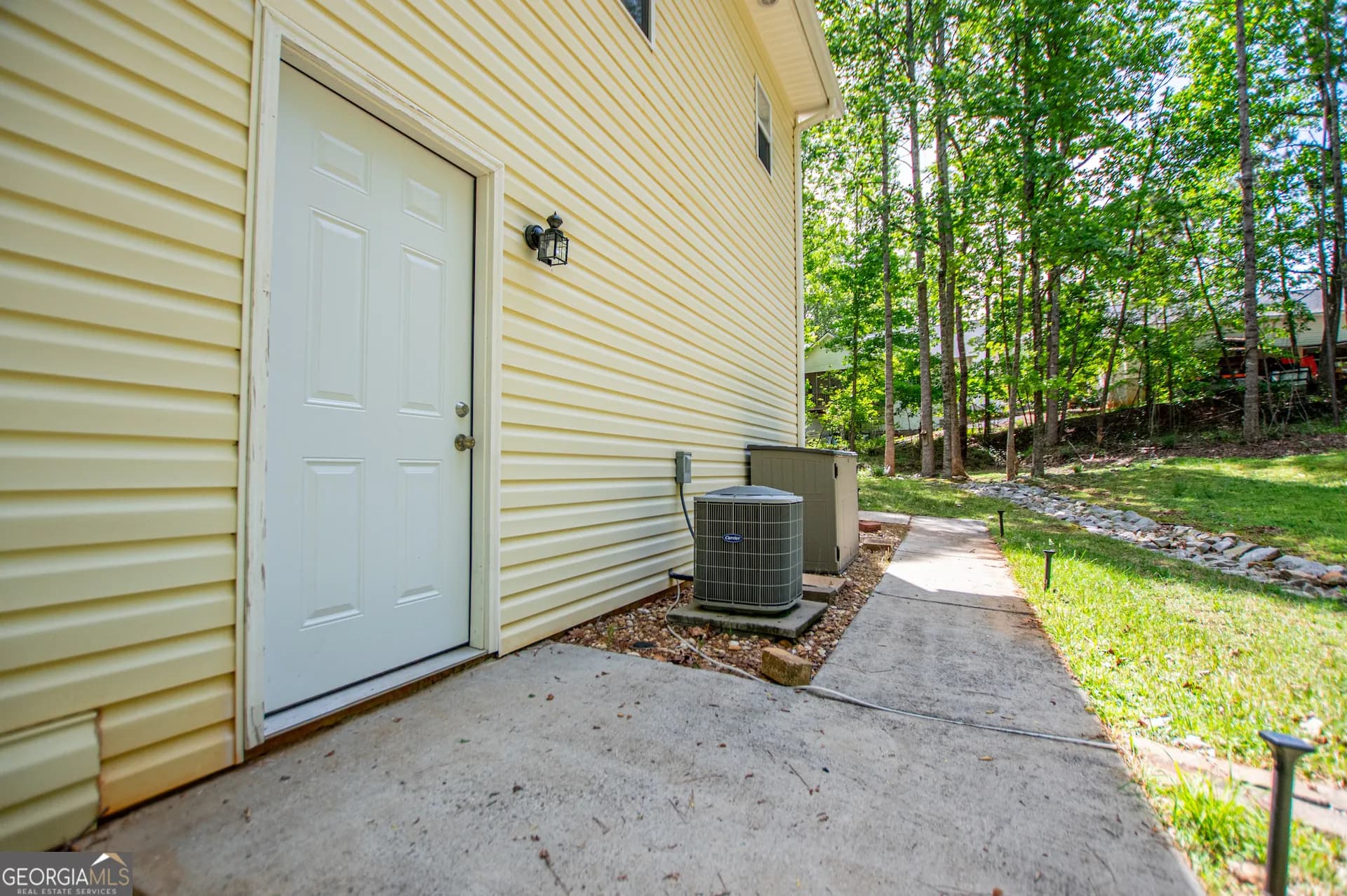 8047 Longleaf Ct — photo 45 of 60