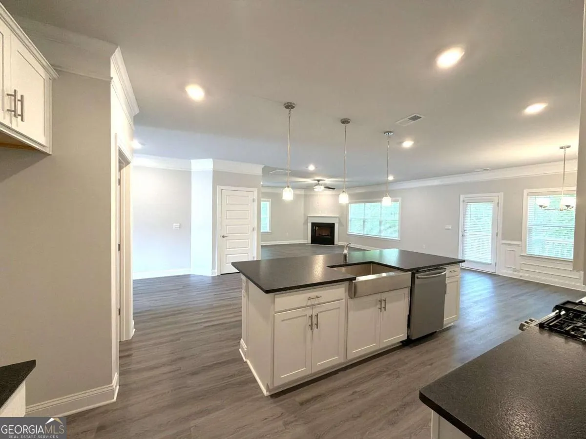 3305 Trevi Trl — photo 4 of 41