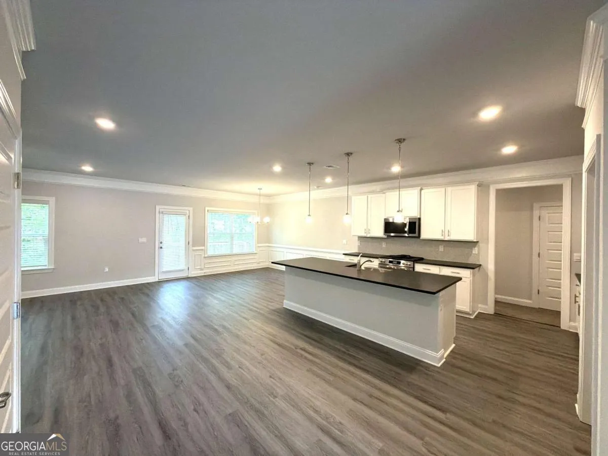 3305 Trevi Trl — photo 6 of 41