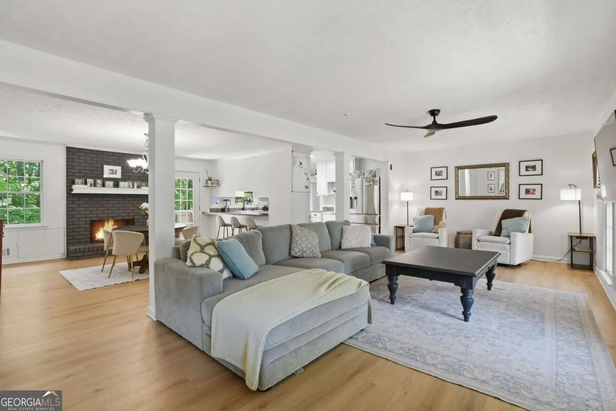 4845 Jennifer Ln — photo 42 of 45