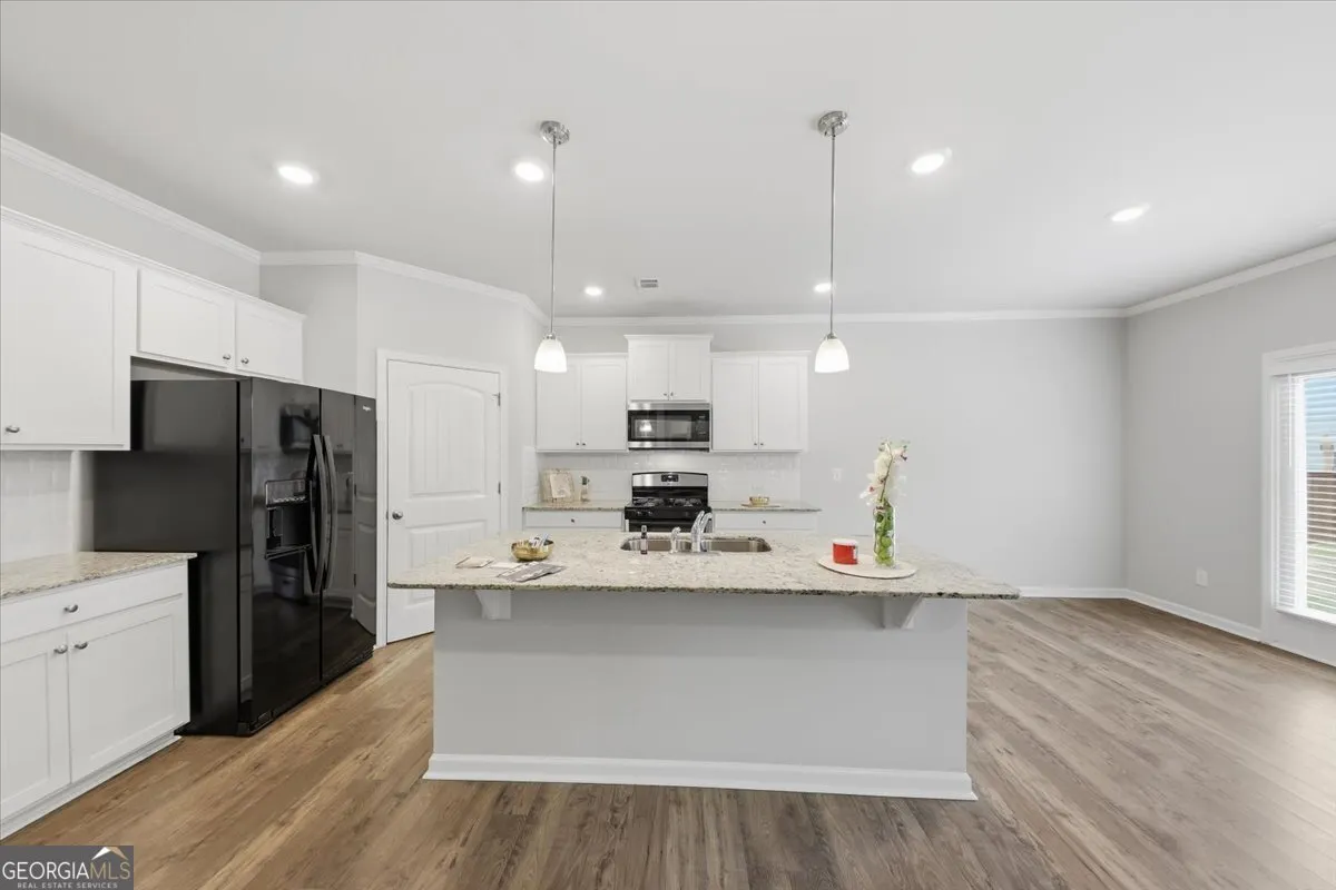 250 Sweet Bay Ln — photo 4 of 63